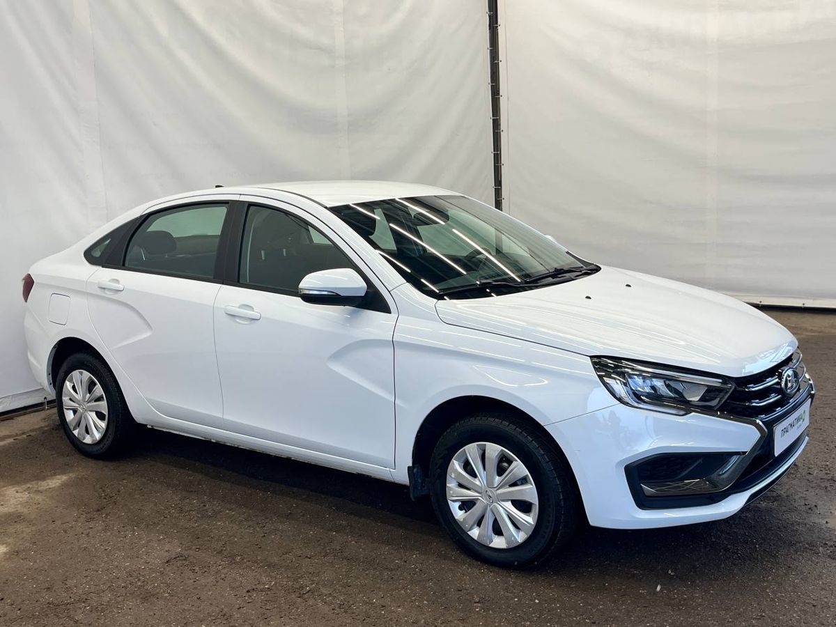 Lada Vesta Life 2023 г.в., 32 636 км.