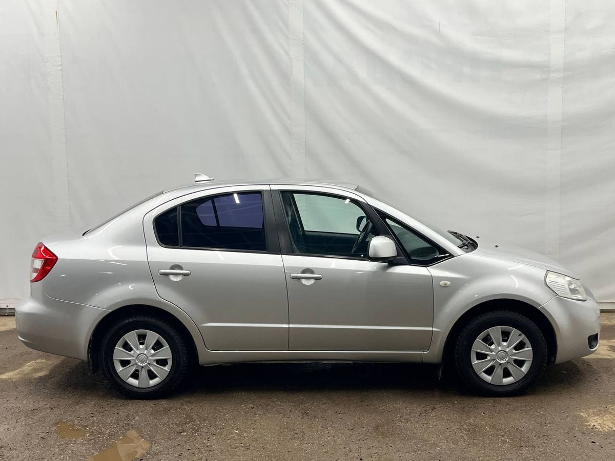 Suzuki SX4 999 2010 г.в., 127 000 км.