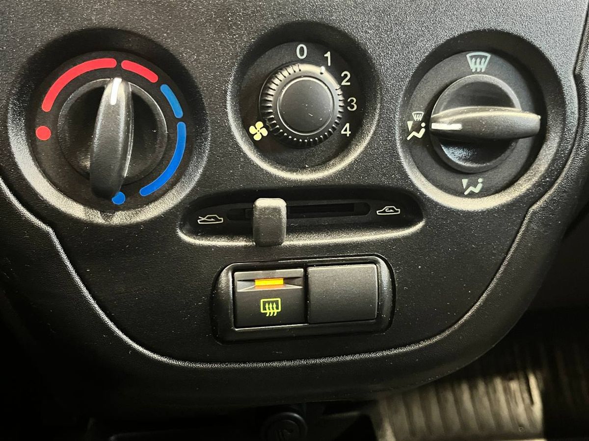 Lada Granta Classic 21911-51-716 (710) 2015 г.в., 63 497 км.