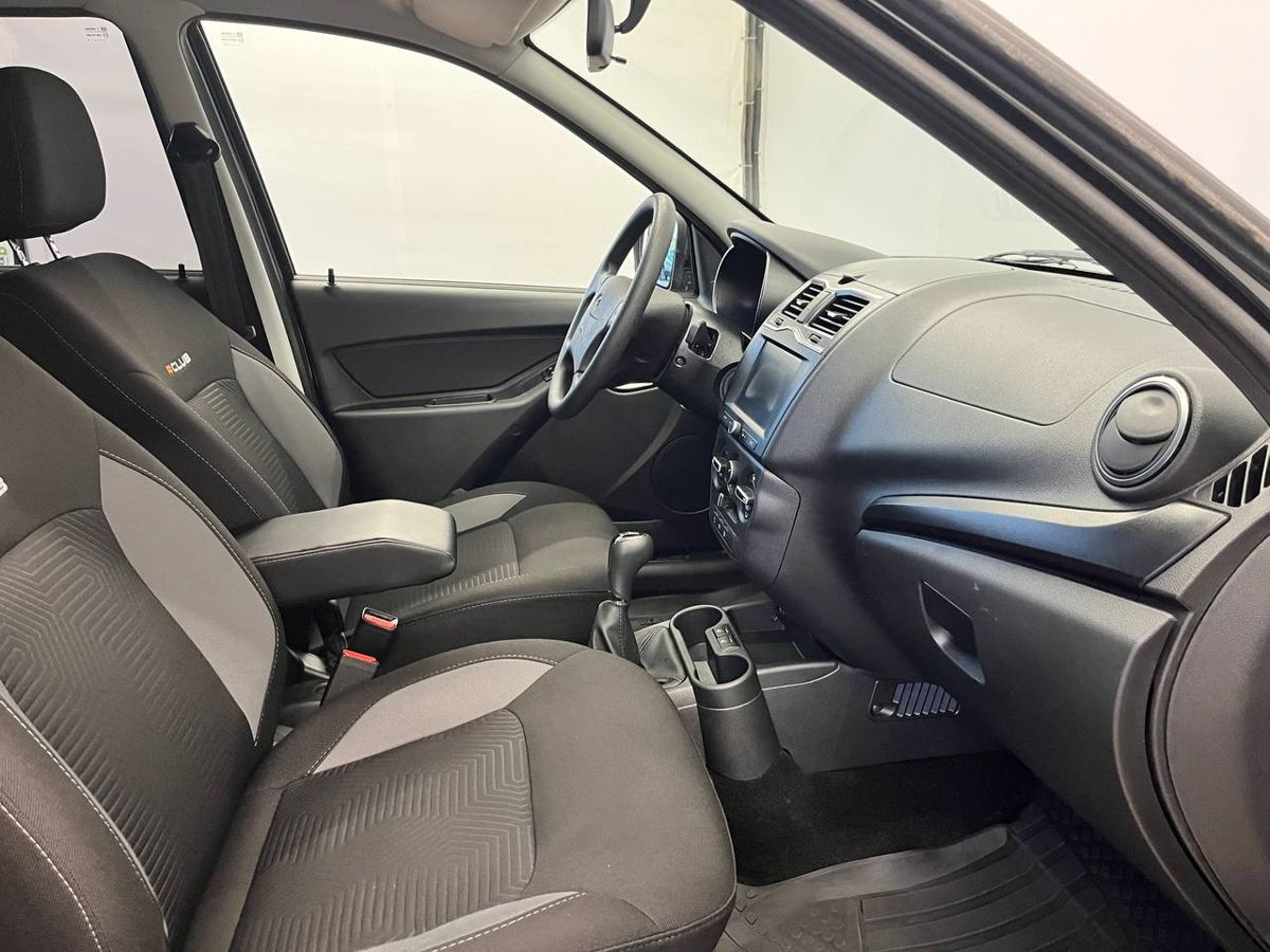 Lada Granta #Club 2024 г.в., 41 000 км.