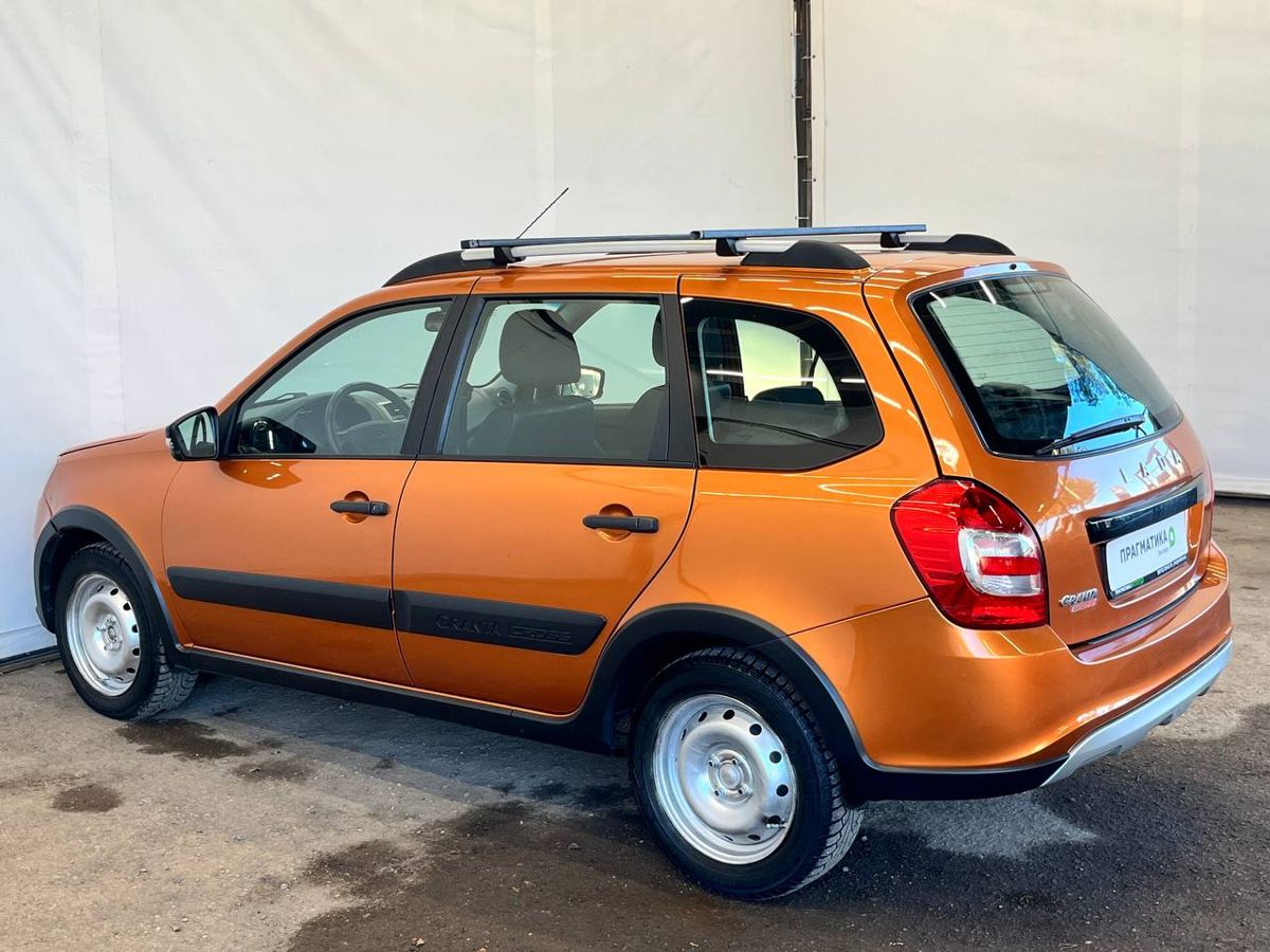 Lada Granta 999 2022 г.в., 111 382 км.