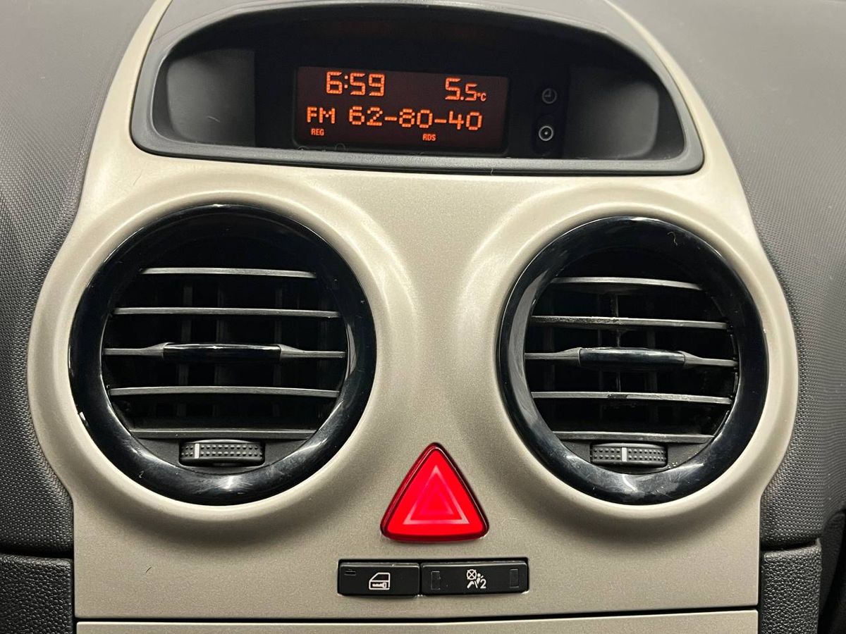 Opel Corsa Essentia 2007 г.в., 257 022 км.