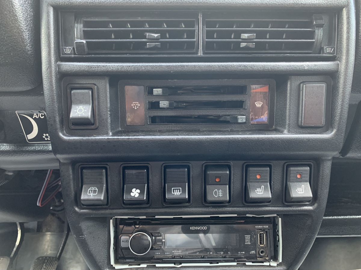 Lada 2121 (4x4) Luxe Urban 2015 г.в., 128 620 км.