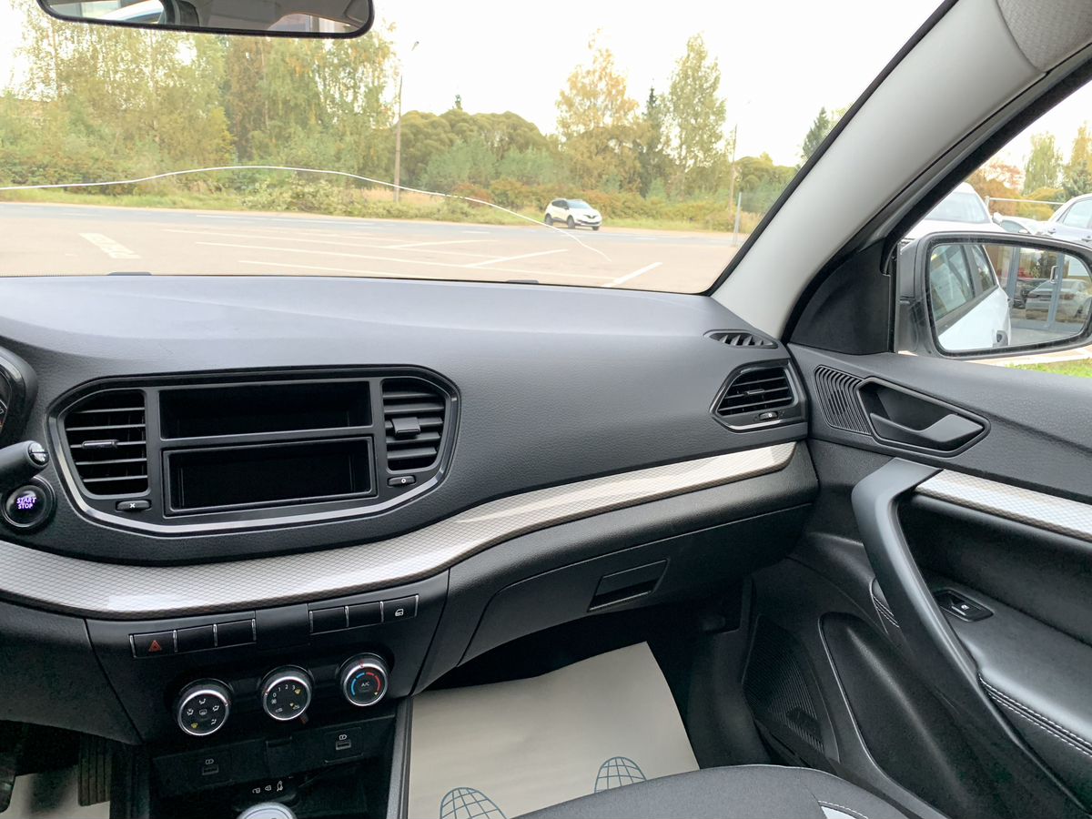 Lada Vesta Luxe EnjoY 2023 г.в., 29 200 км.