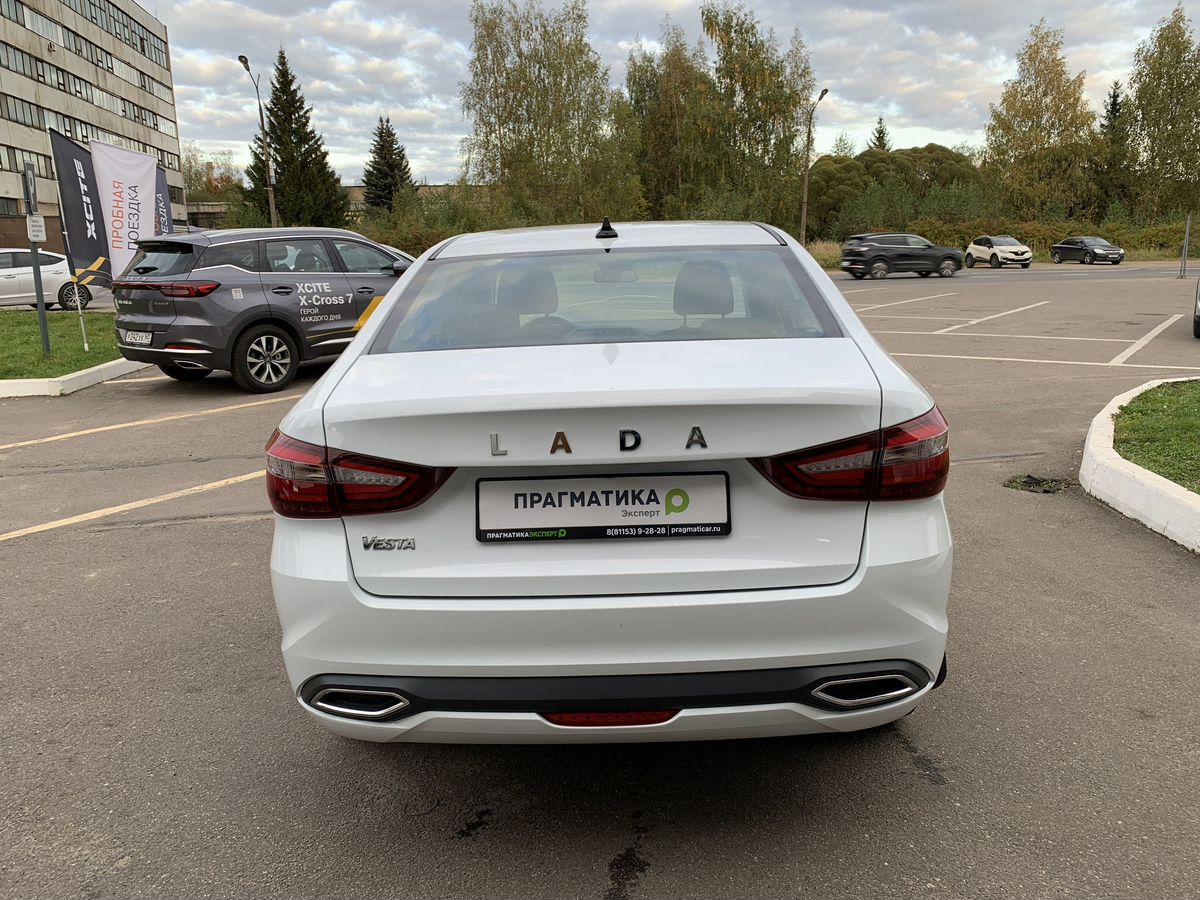 Lada Vesta Luxe EnjoY 2023 г.в., 29 200 км.