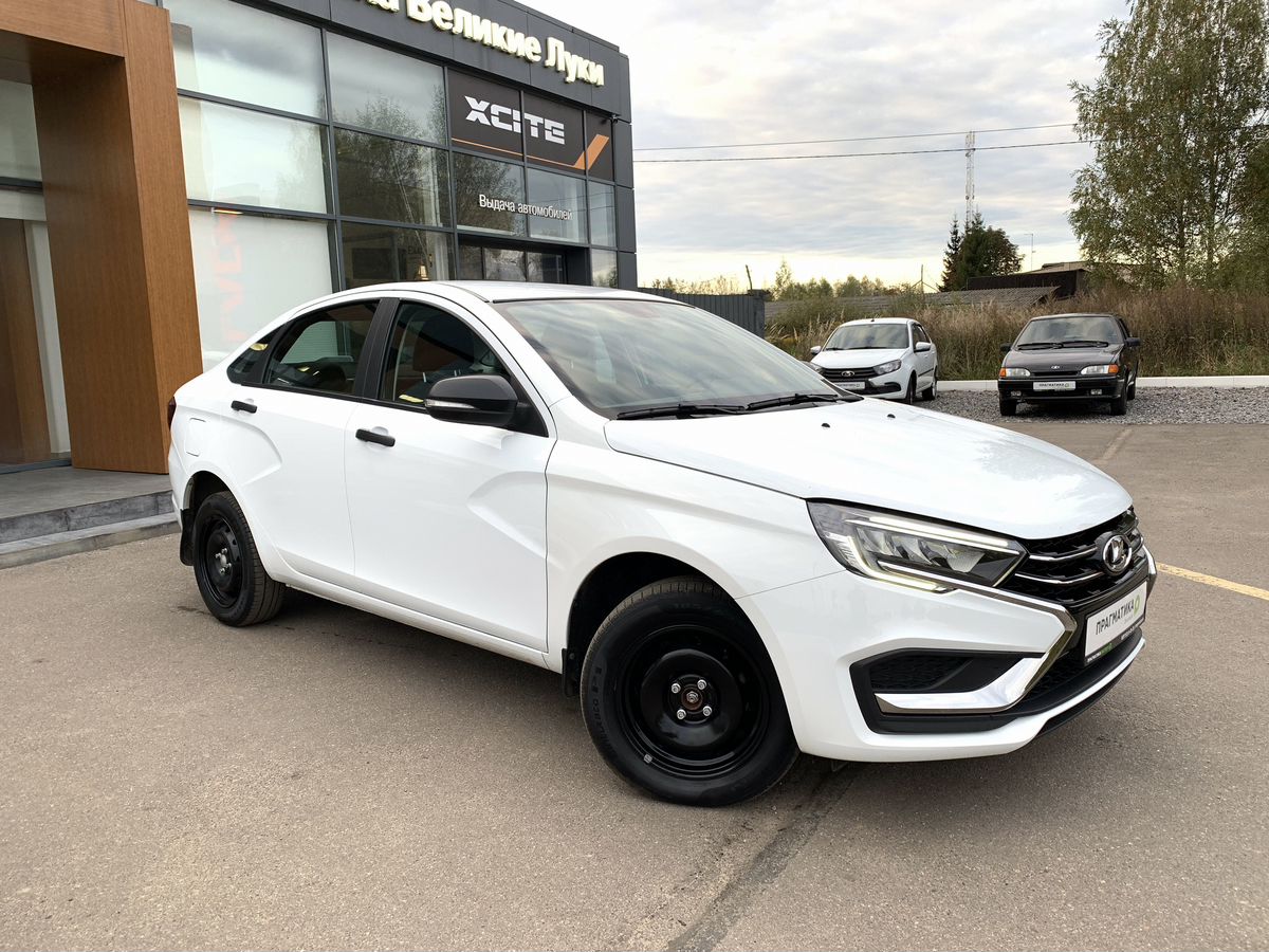 Lada Vesta Luxe EnjoY 2023 г.в., 29 200 км.