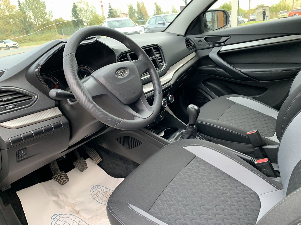 Lada Vesta Luxe EnjoY 2023 г.в., 29 200 км.