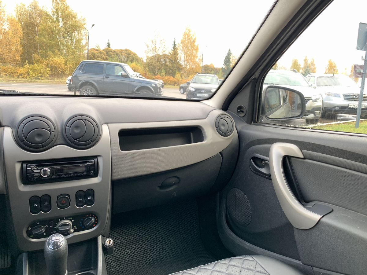 Renault Logan Prestige 2010 г.в., 178 100 км.