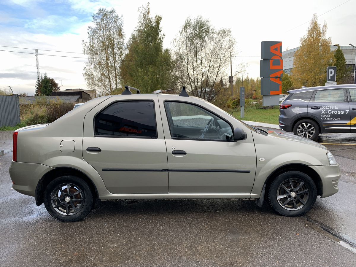 Renault Logan Prestige 2010 г.в., 178 100 км.