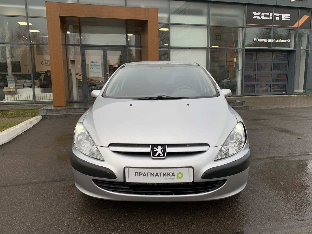 Peugeot 307 999 2002 г.в., 234 030 км.