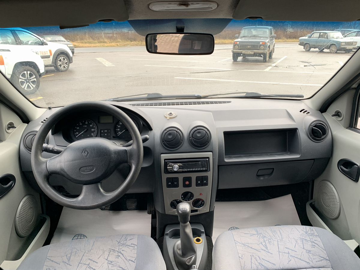 Renault Logan Столица 2006 г.в., 176 720 км.