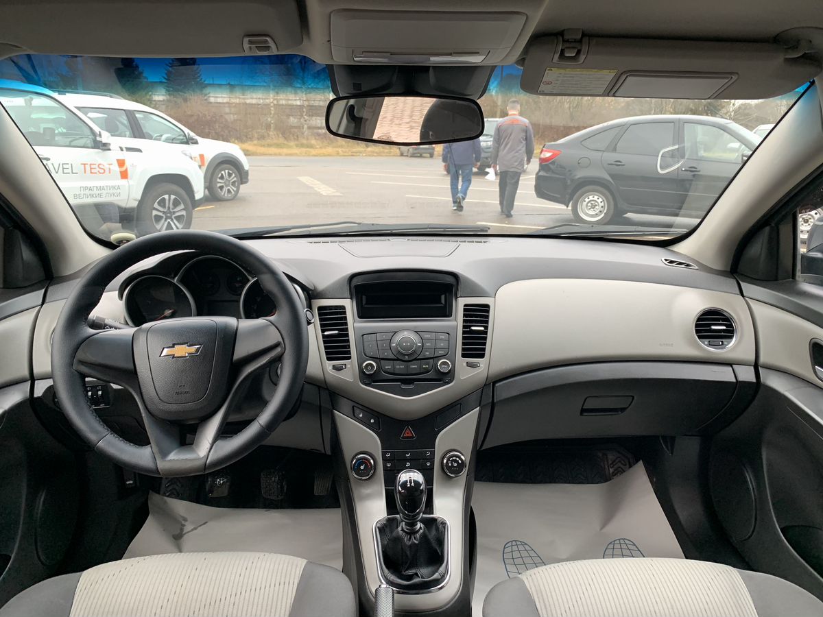 Chevrolet Cruze Base sedan 1PP69I2G1 2011 г.в., 193 080 км.