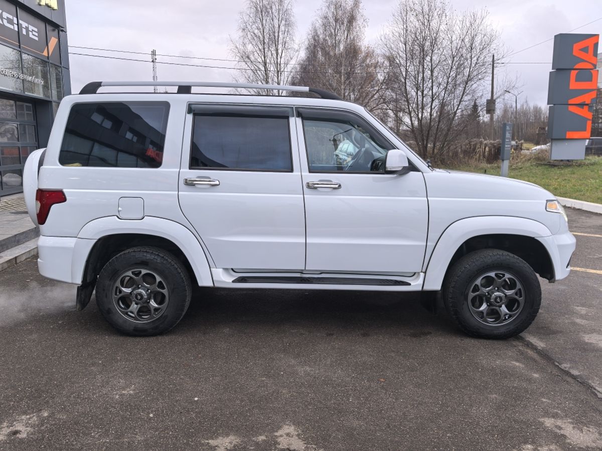 УАЗ Patriot Люкс Автомат 2022 г.в., 109 825 км.