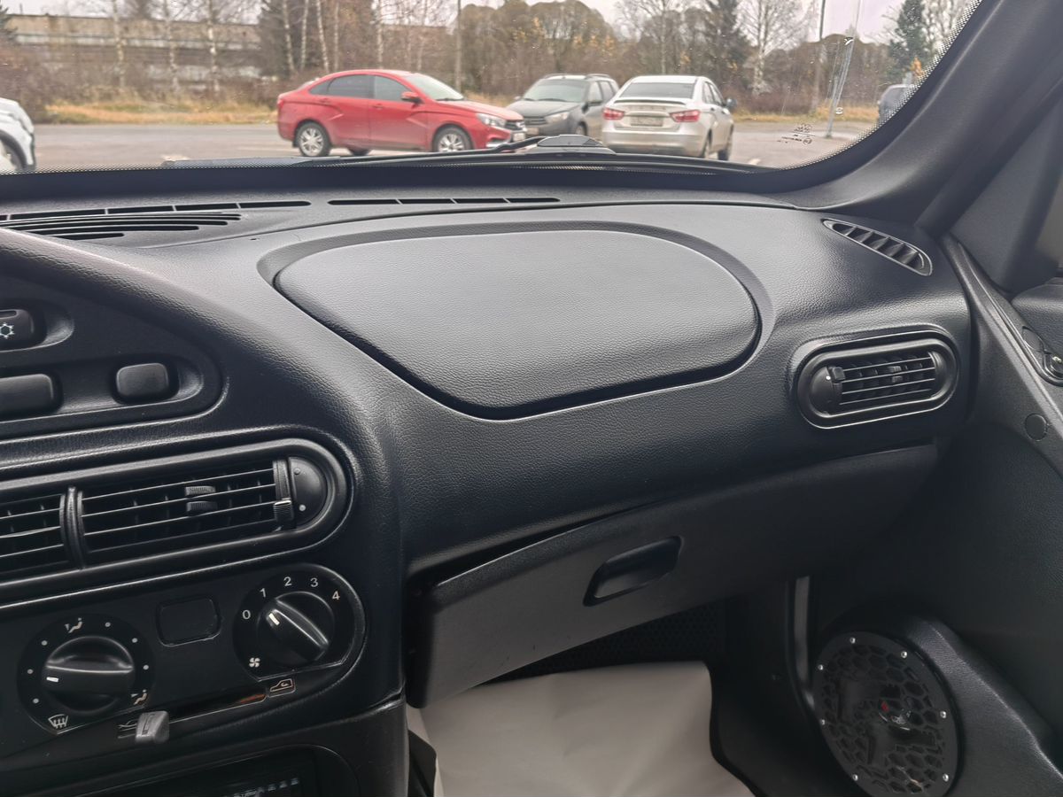 Chevrolet Niva L 2011 г.в., 180 230 км.