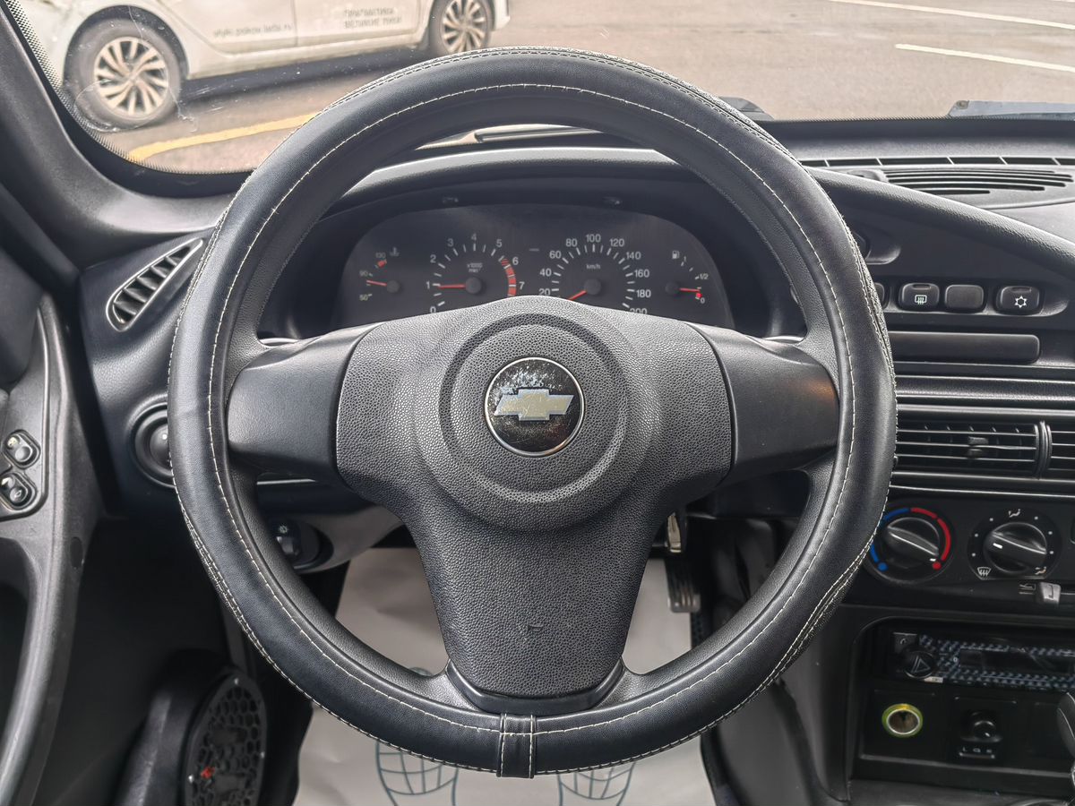 Chevrolet Niva L 2011 г.в., 180 230 км.