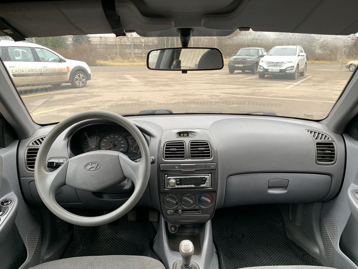 Hyundai Accent 999 2005 г.в., 200 865 км.
