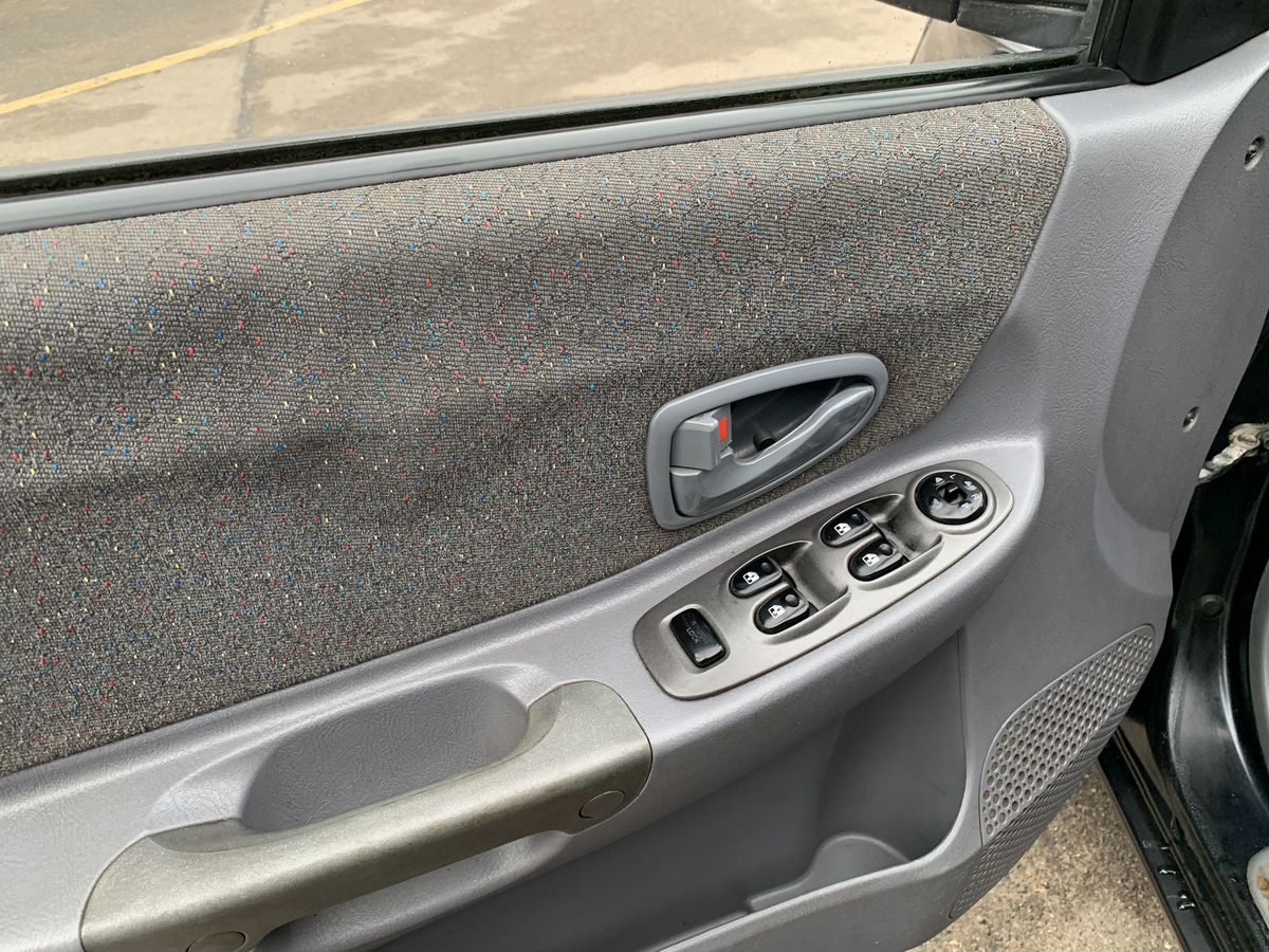 Hyundai Accent 999 2005 г.в., 200 865 км.