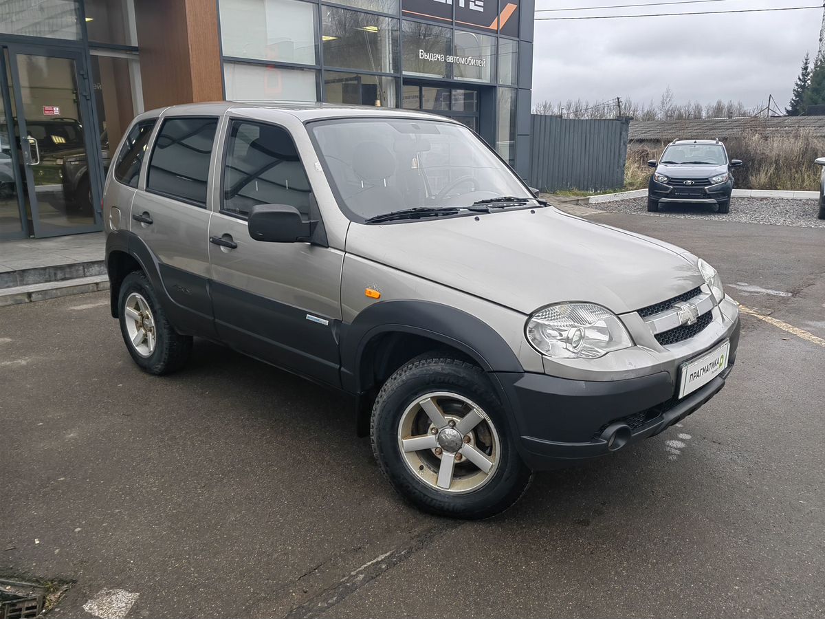 Chevrolet Niva GL 2011 г.в., 140 010 км.