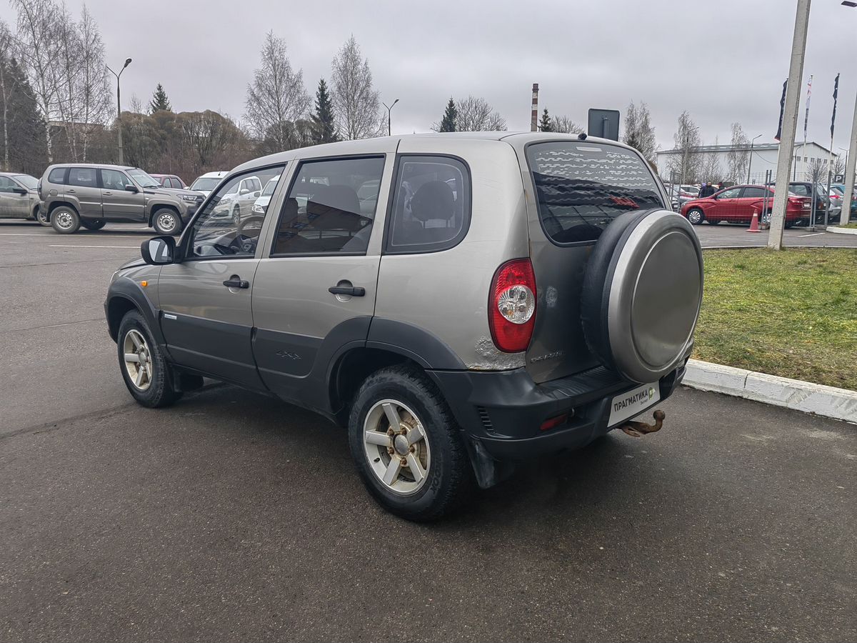 Chevrolet Niva GL 2011 г.в., 140 010 км.