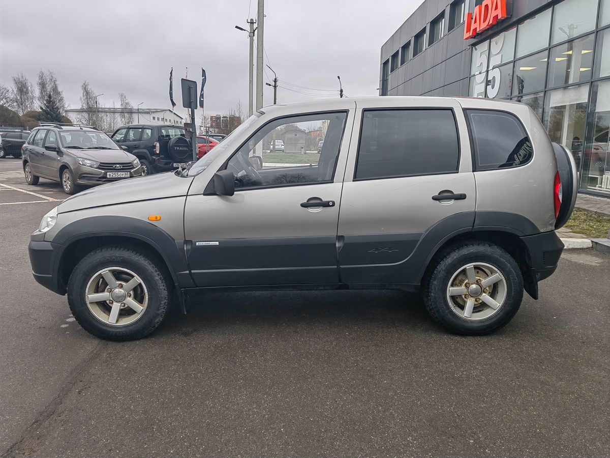 Chevrolet Niva GL 2011 г.в., 140 010 км.