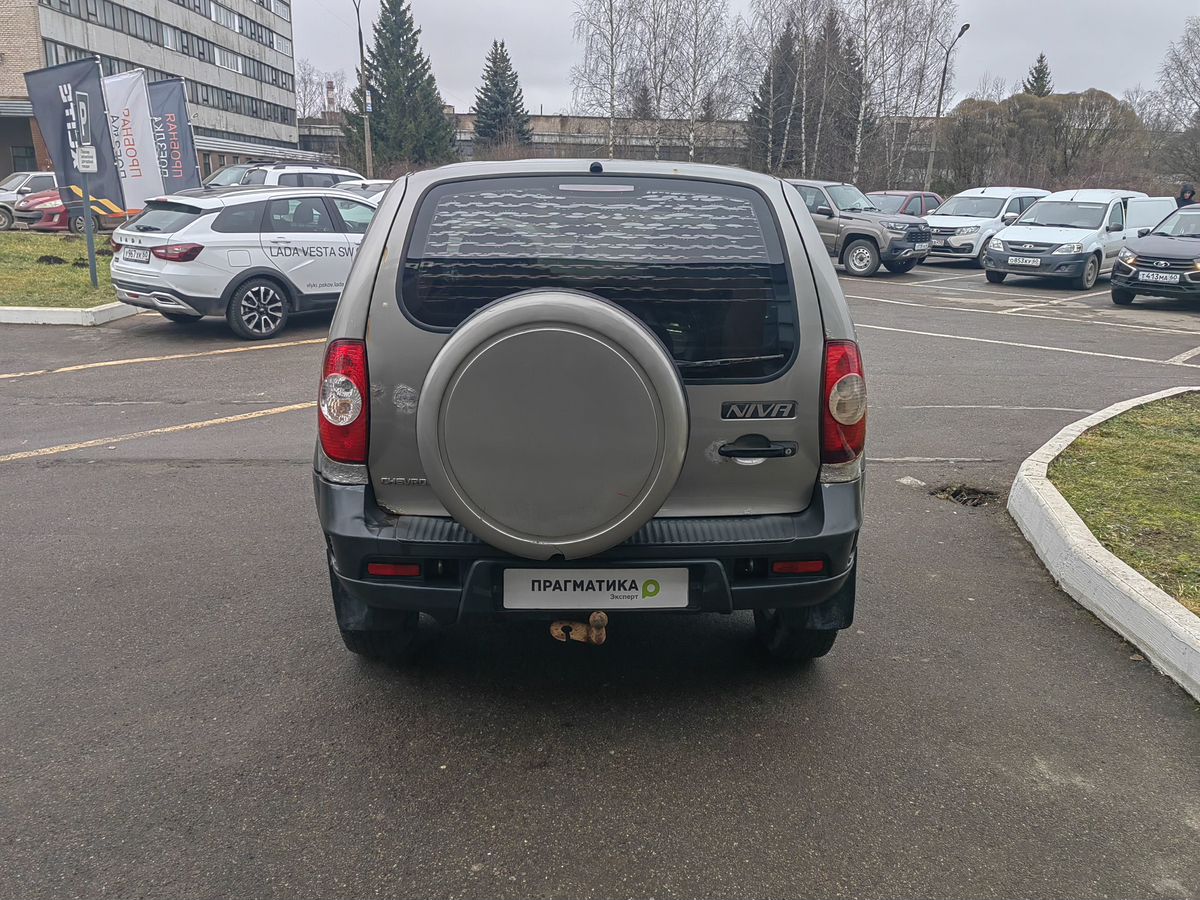 Chevrolet Niva GL 2011 г.в., 140 010 км.