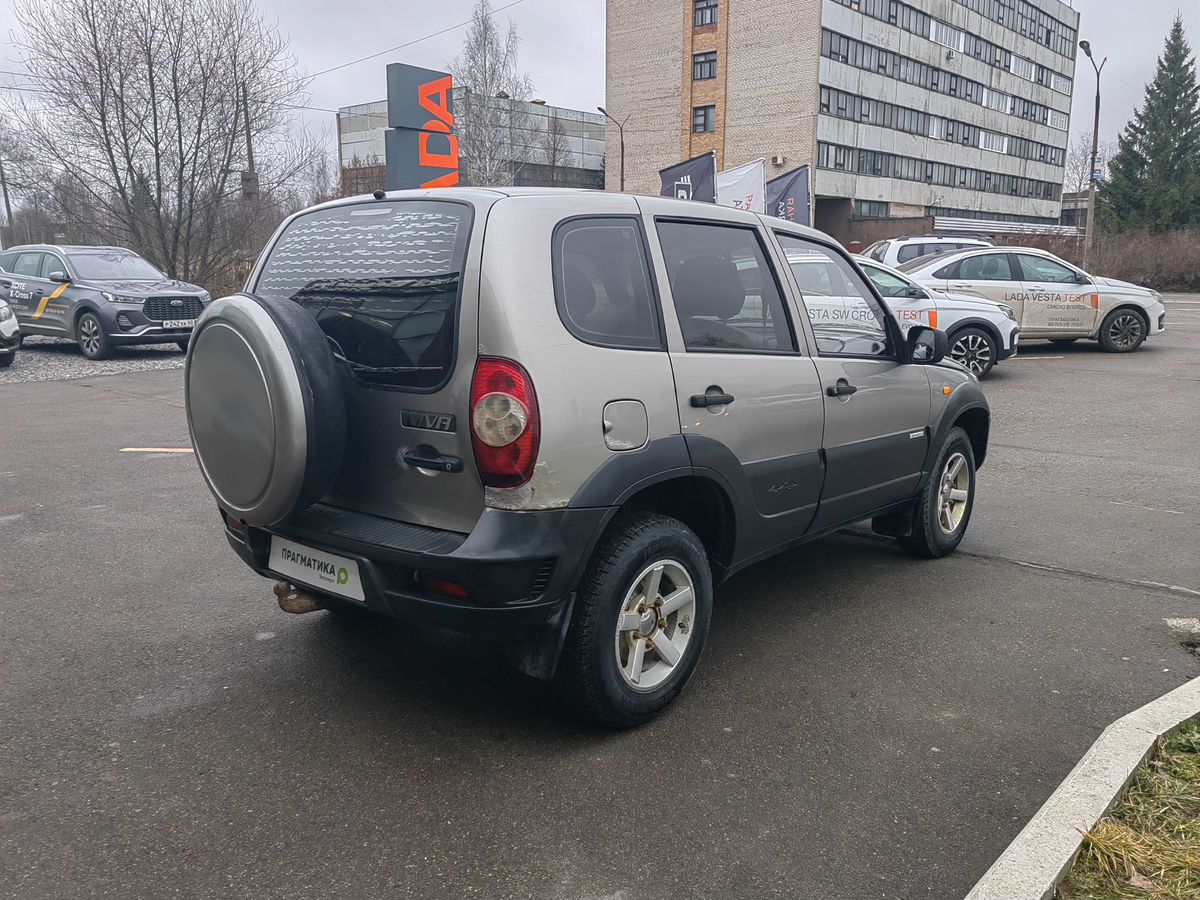 Chevrolet Niva GL 2011 г.в., 140 010 км.