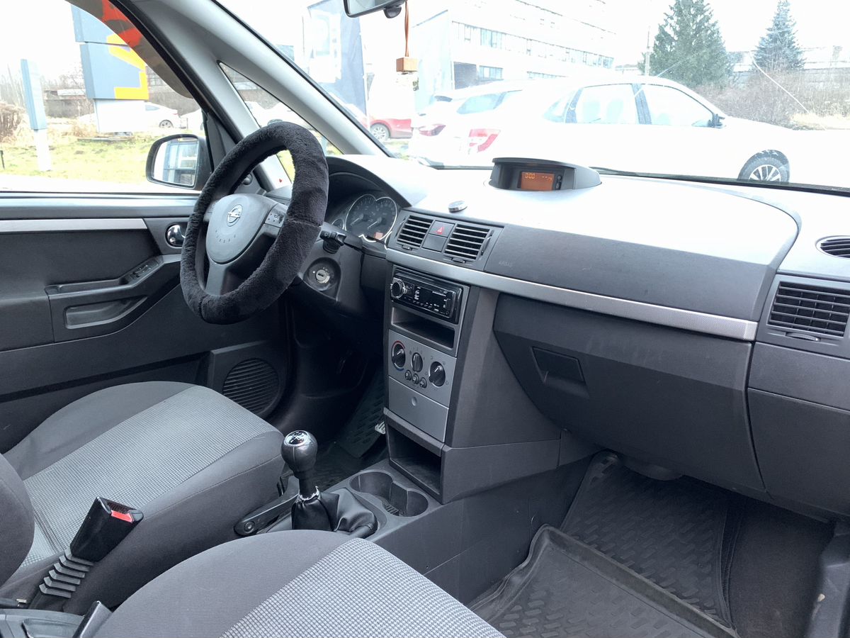 Opel Meriva 999 2003 г.в., 281 310 км.