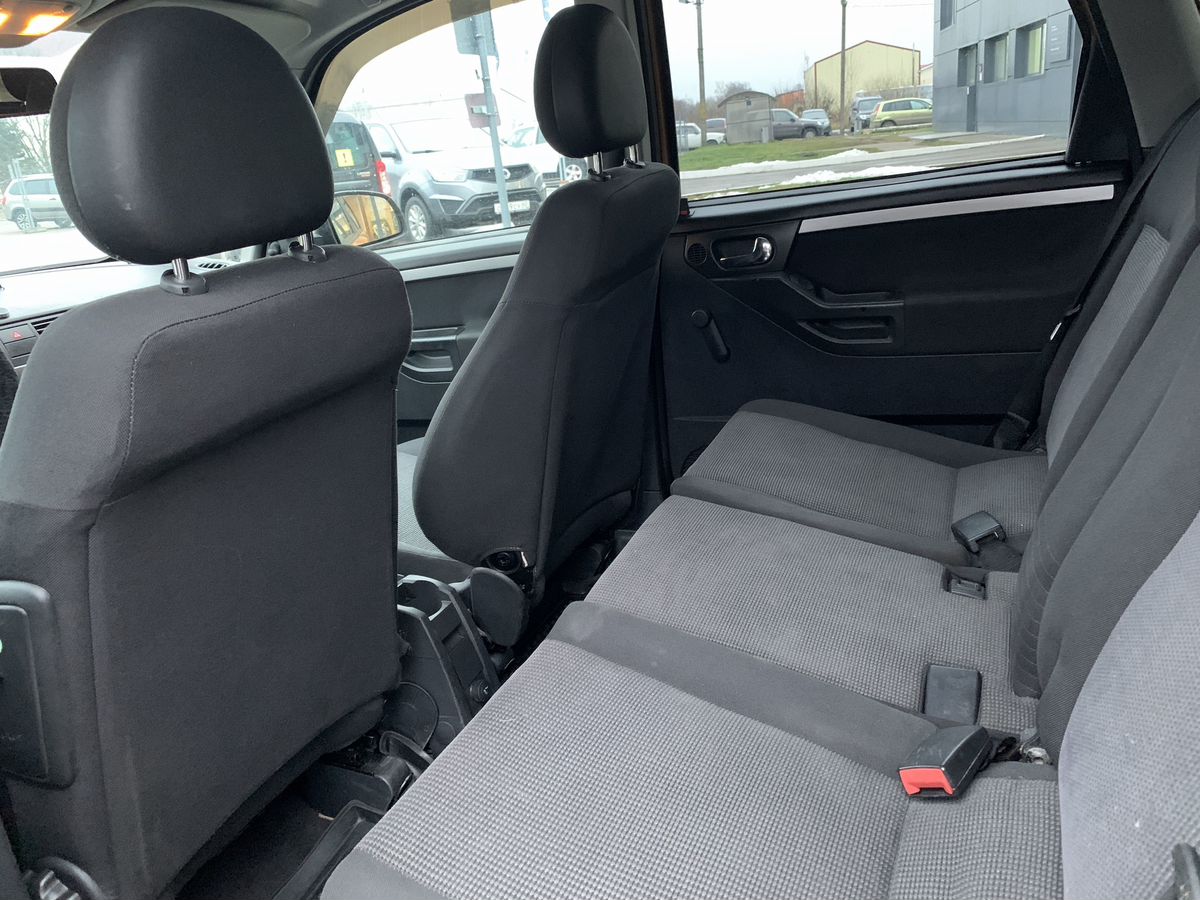 Opel Meriva 999 2003 г.в., 281 310 км.