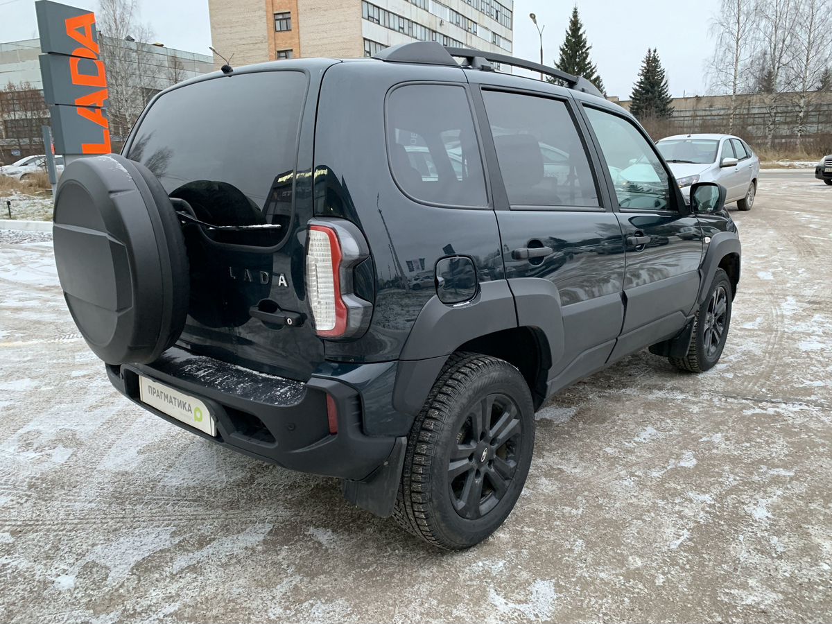 Lada Niva Travel BLACK'24 (2023-2024) 2023 г.в., 21 610 км.