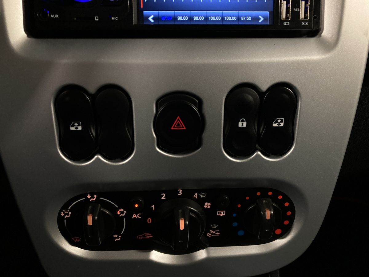 Renault Sandero Stepway 2012 г.в., 232 850 км.