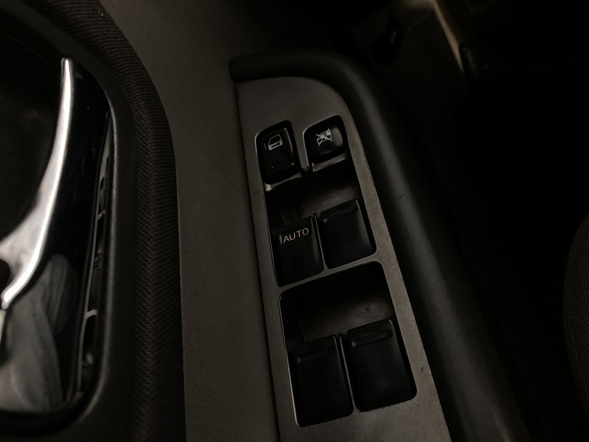 Nissan X-Trail 999 2006 г.в., 321 575 км.