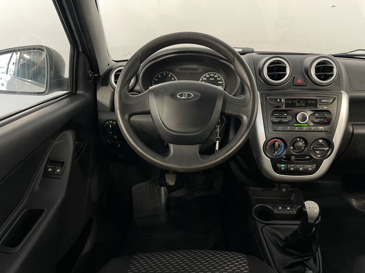 Lada Granta 999 2017 г.в., 208 700 км.