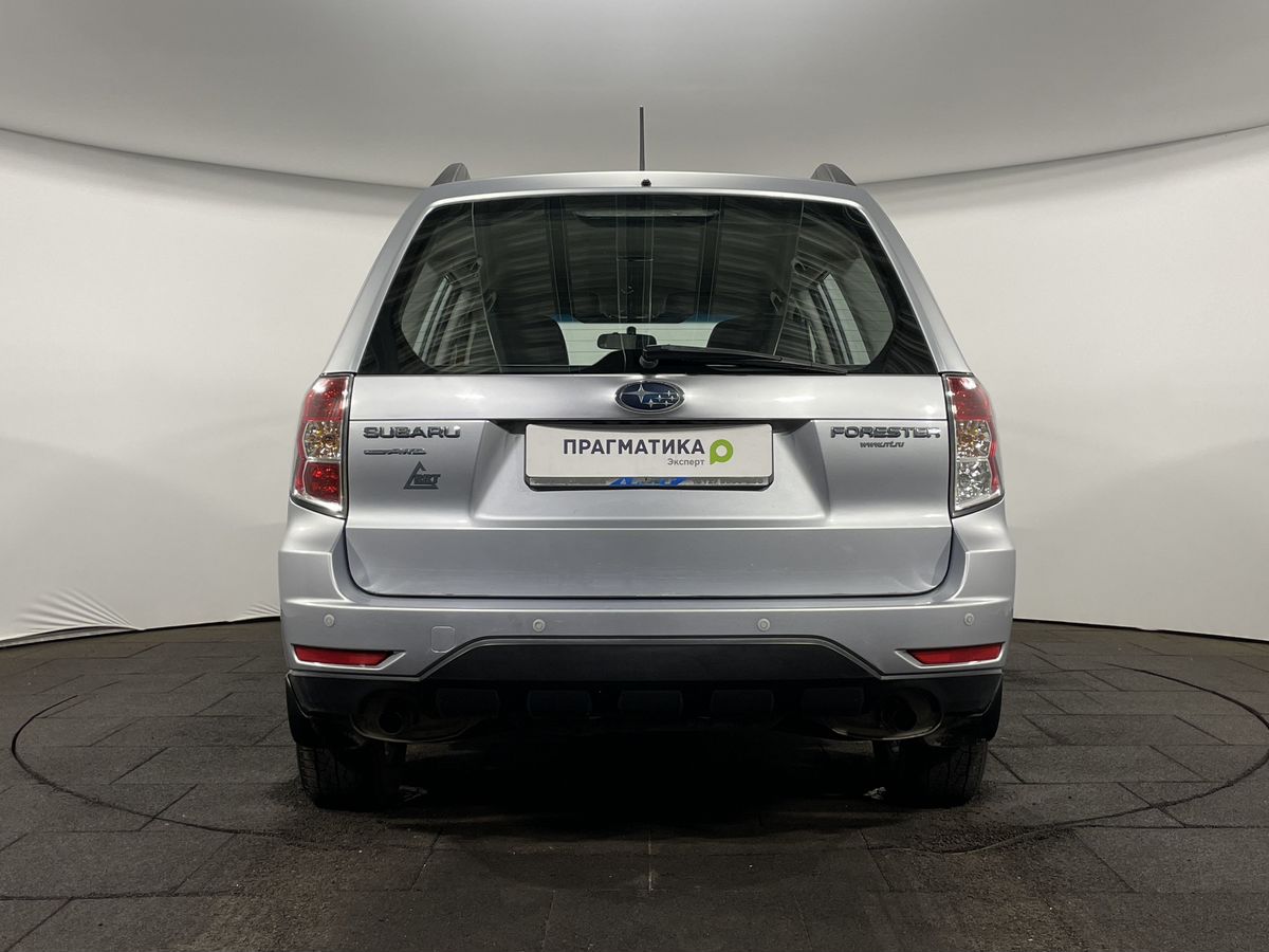 Subaru Forester 999 2012 г.в., 235 000 км.