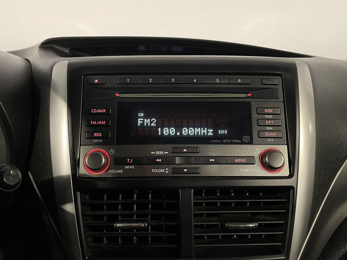 Subaru Forester 999 2012 г.в., 235 000 км.