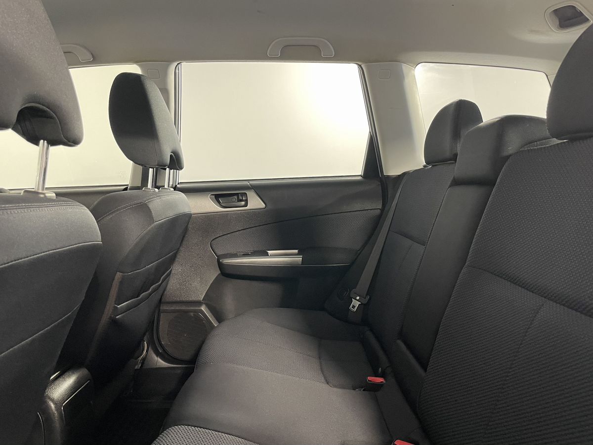 Subaru Forester 999 2012 г.в., 235 000 км.