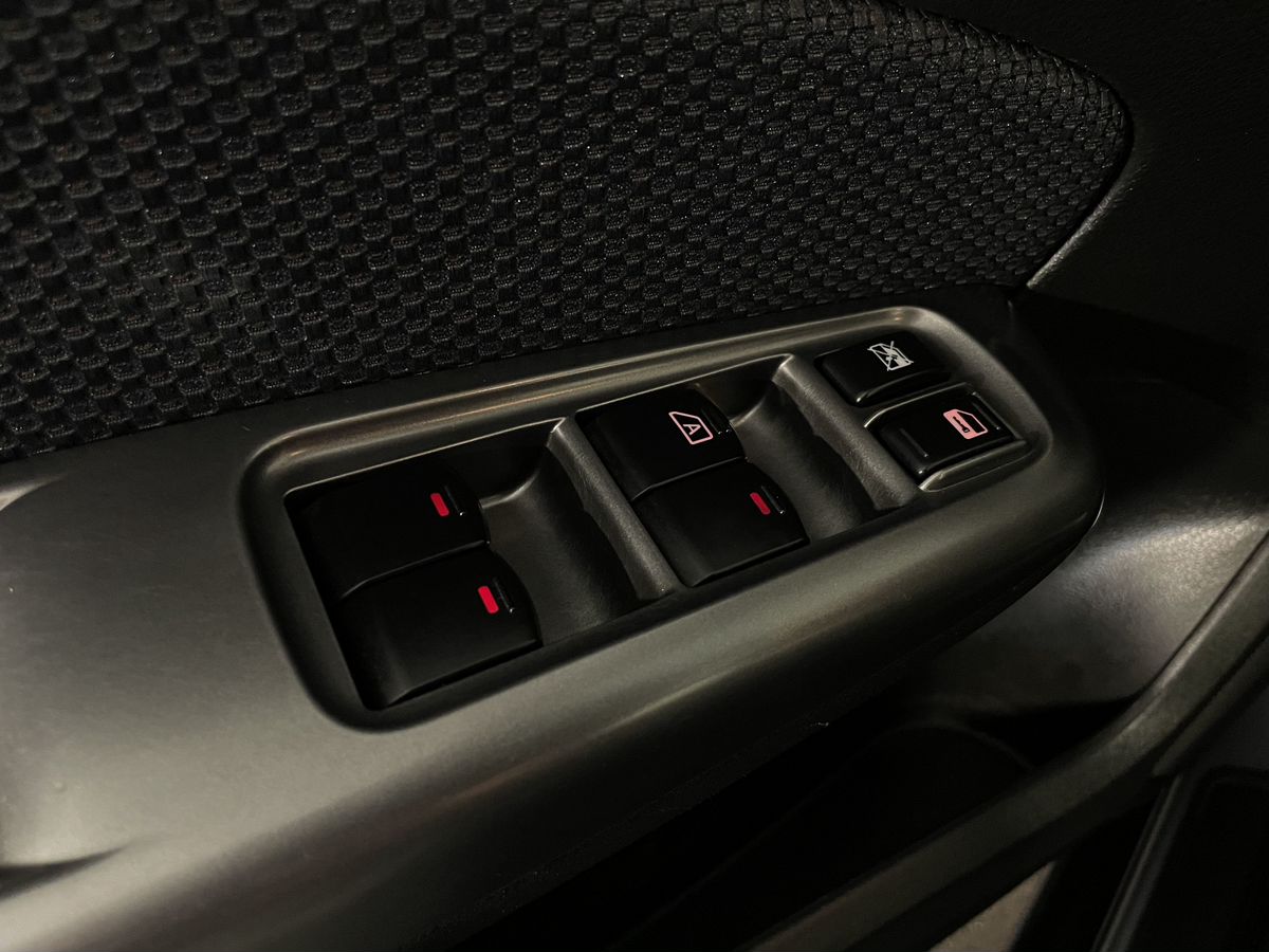 Subaru Forester 999 2012 г.в., 235 000 км.