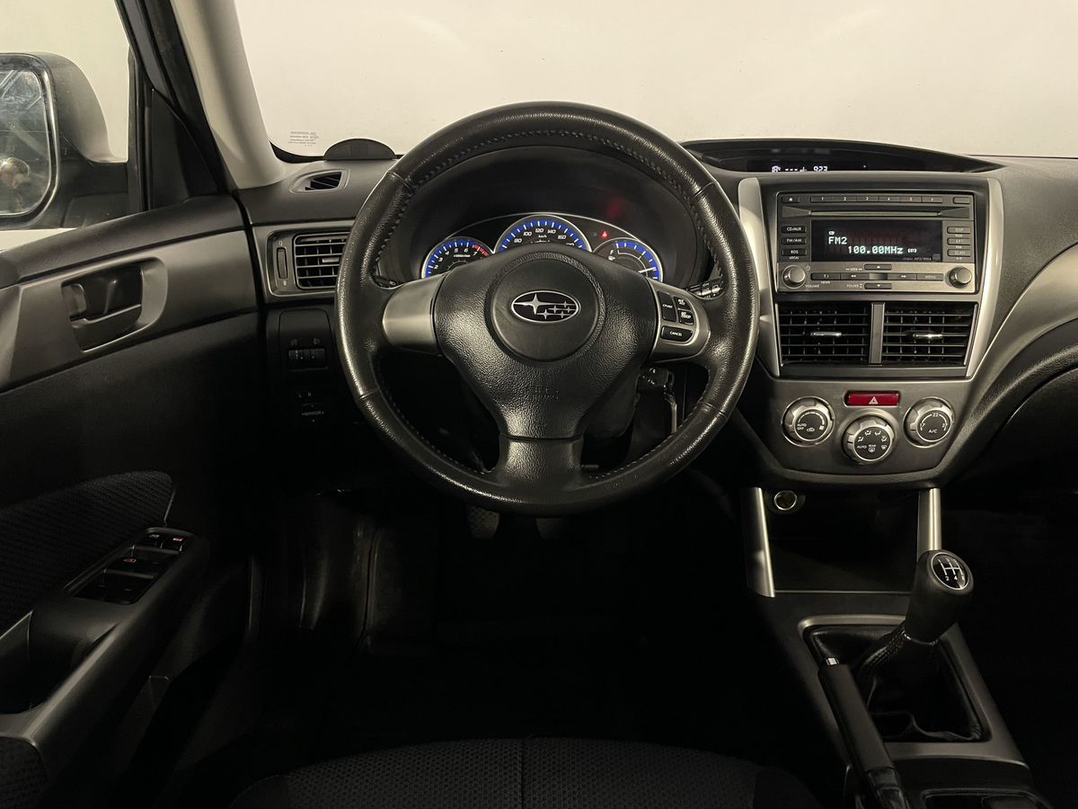 Subaru Forester 999 2012 г.в., 235 000 км.