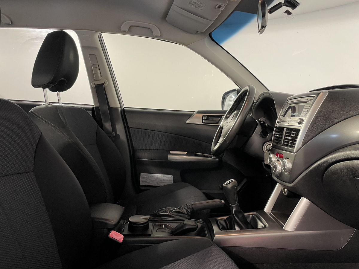 Subaru Forester 999 2012 г.в., 235 000 км.