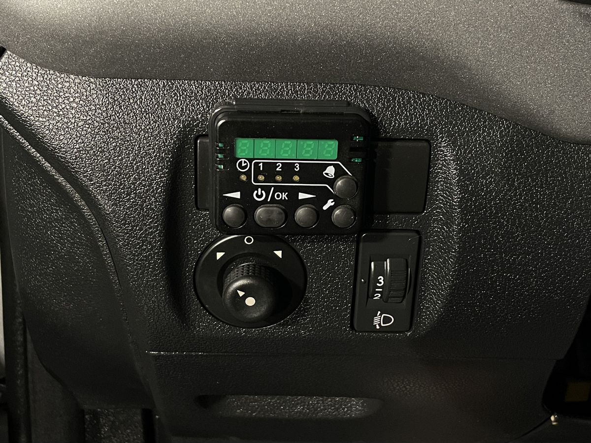 Peugeot Partner 999 2016 г.в., 198 441 км.