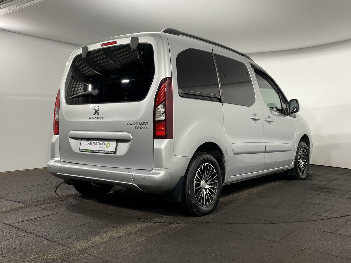 Peugeot Partner 999 2016 г.в., 198 441 км.