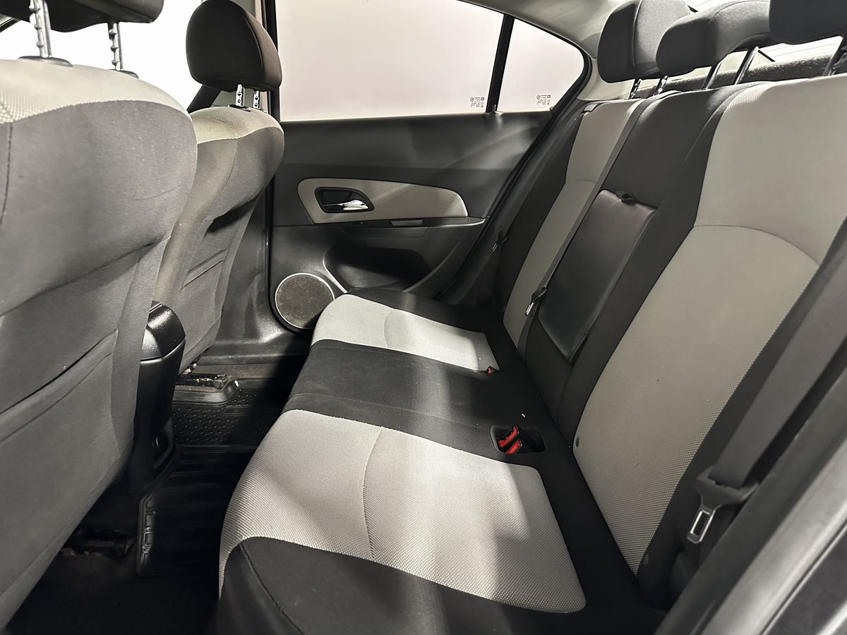 Chevrolet Cruze LT sedan 1PR69KBF1 2012 г.в., 186 000 км.