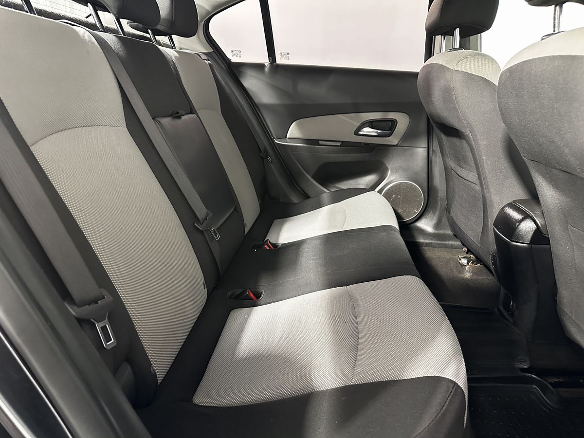 Chevrolet Cruze LT sedan 1PR69KBF1 2012 г.в., 186 000 км.