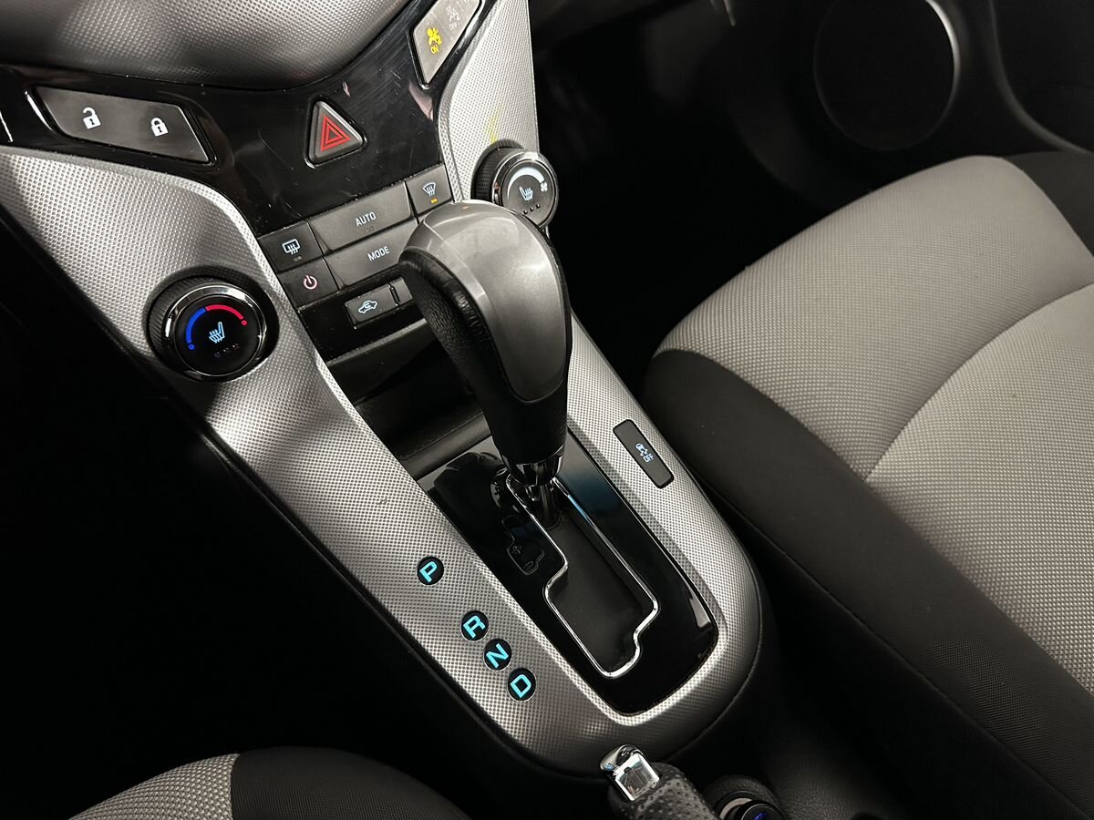 Chevrolet Cruze LT sedan 1PR69KBF1 2012 г.в., 186 000 км.