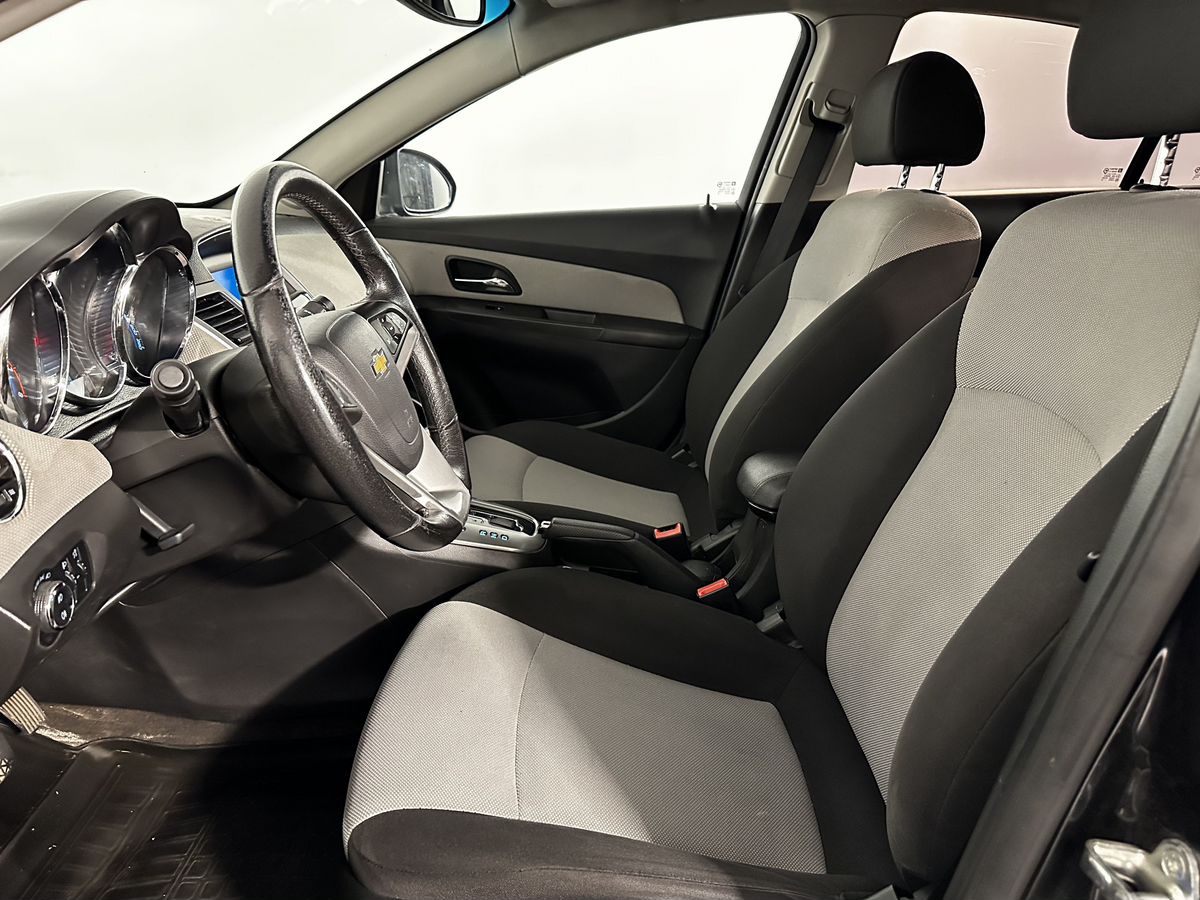 Chevrolet Cruze LT sedan 1PR69KBF1 2012 г.в., 186 000 км.