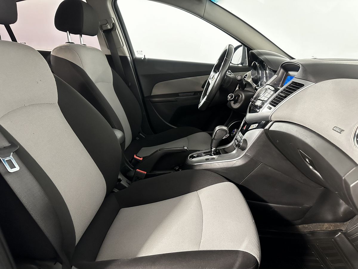 Chevrolet Cruze LT sedan 1PR69KBF1 2012 г.в., 186 000 км.