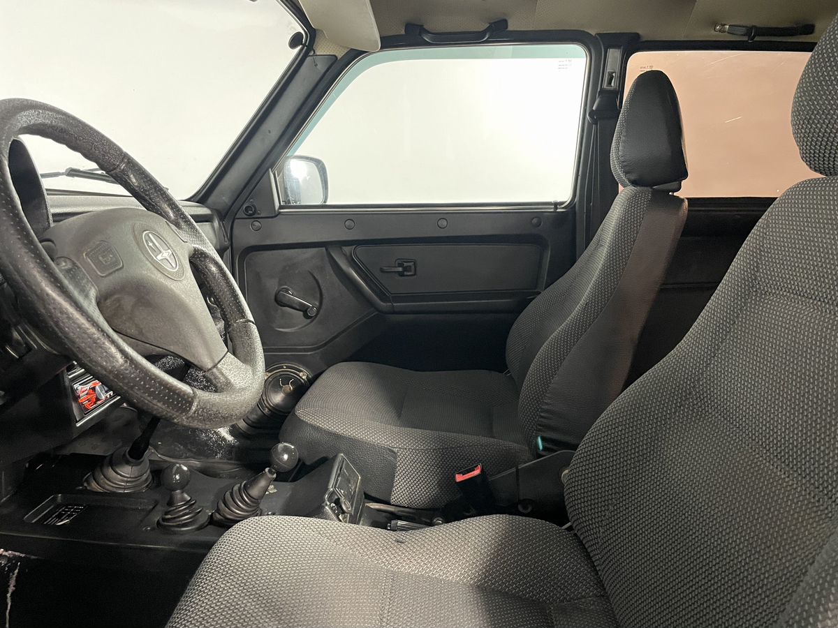 Lada 2121 (4x4) Стандарт (2016-2017) 2013 г.в., 157 000 км.