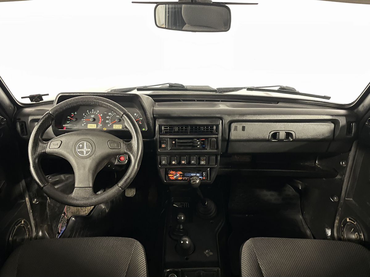 Lada 2121 (4x4) Стандарт (2016-2017) 2013 г.в., 157 000 км.