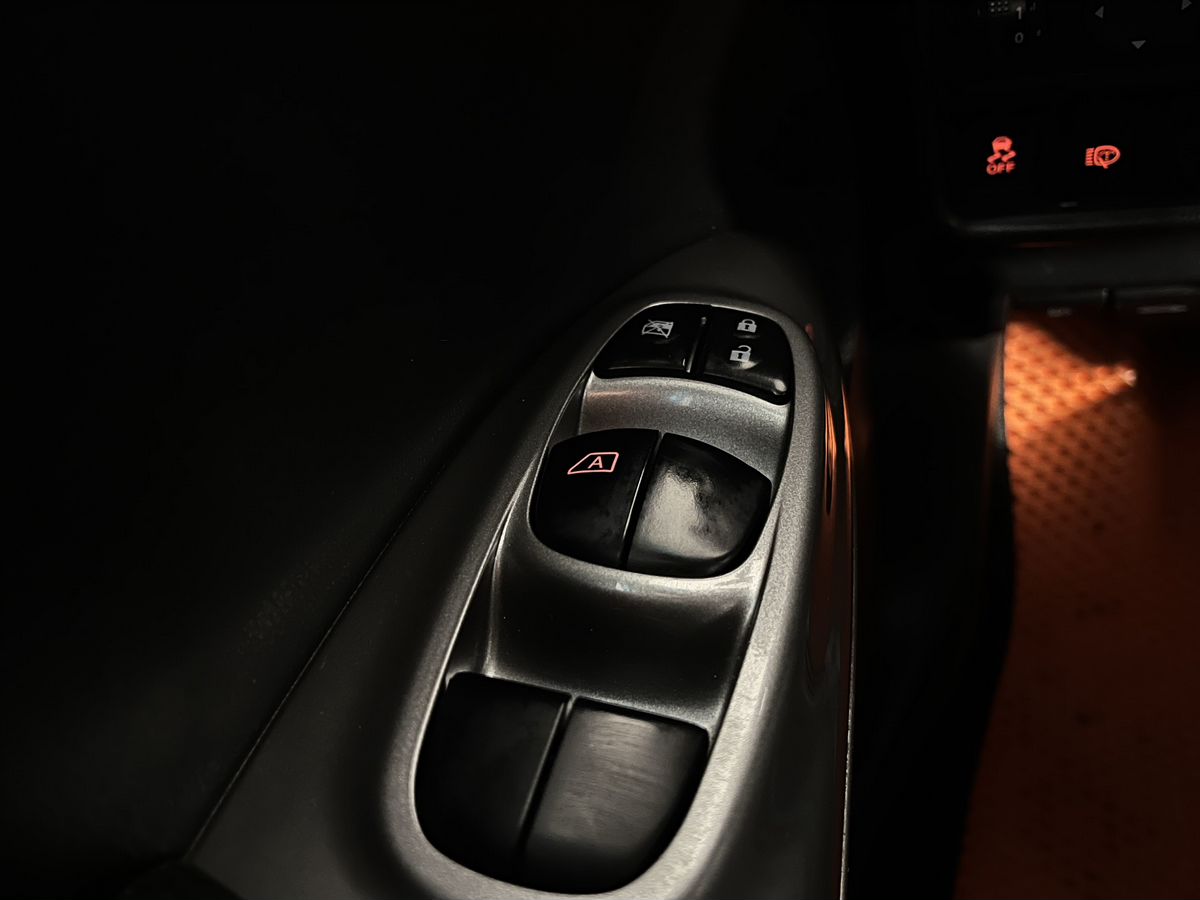 Nissan Juke SE 2011 г.в., 224 387 км.