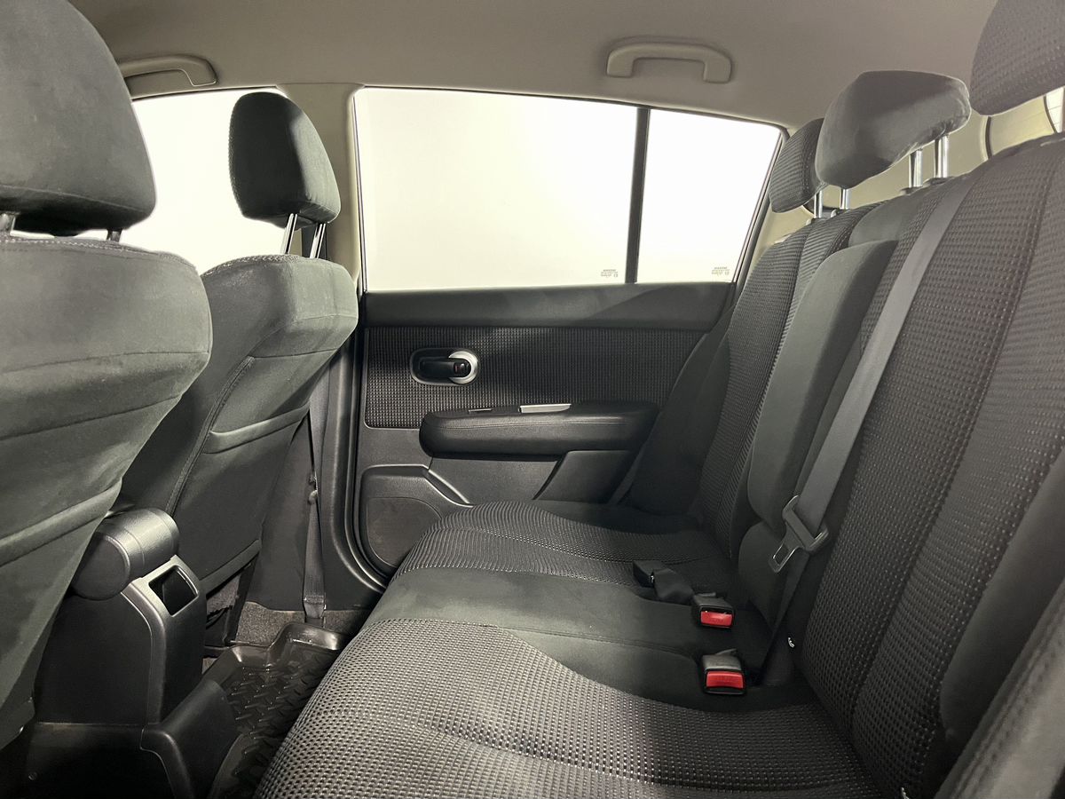 Nissan Tiida Tekna 2010 г.в., 124 333 км.