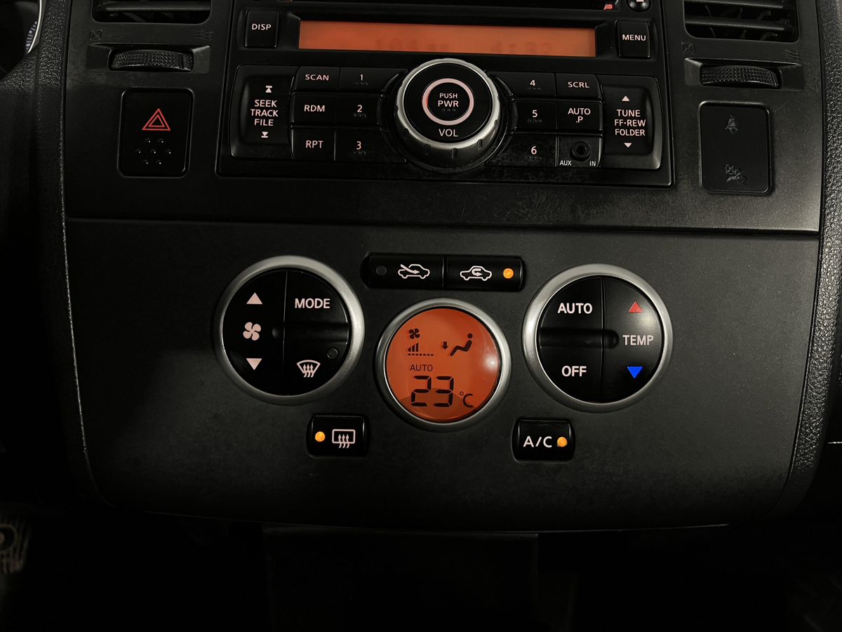 Nissan Tiida Tekna 2010 г.в., 124 333 км.